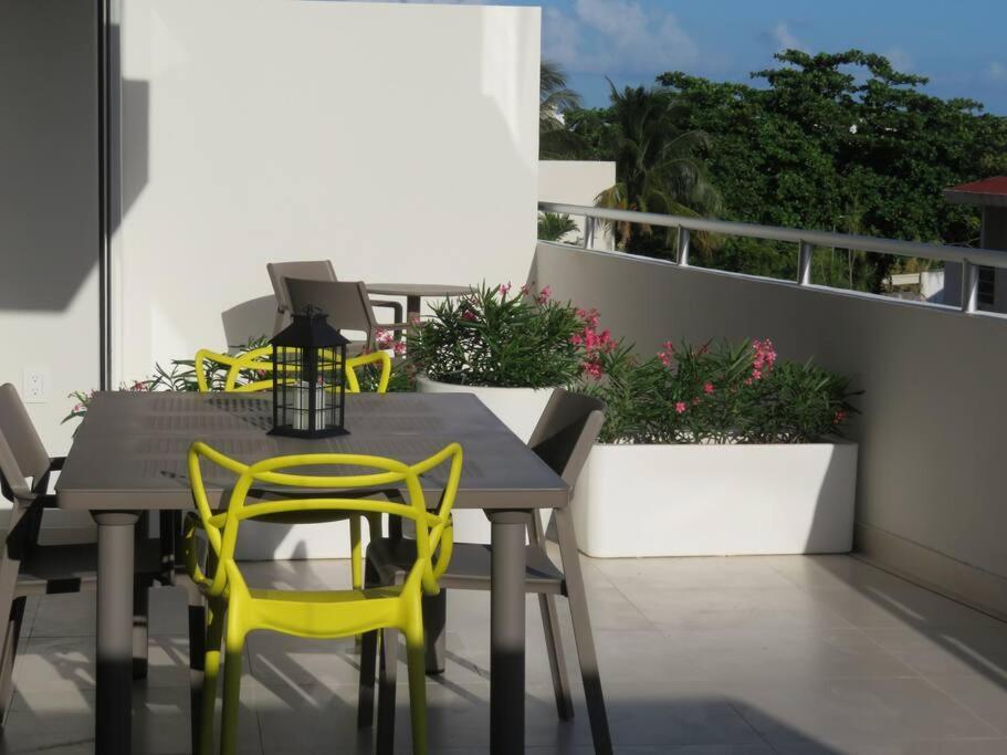 Elegant Apartment Well Located In The Hotel Zone Of Cancún Exteriör bild