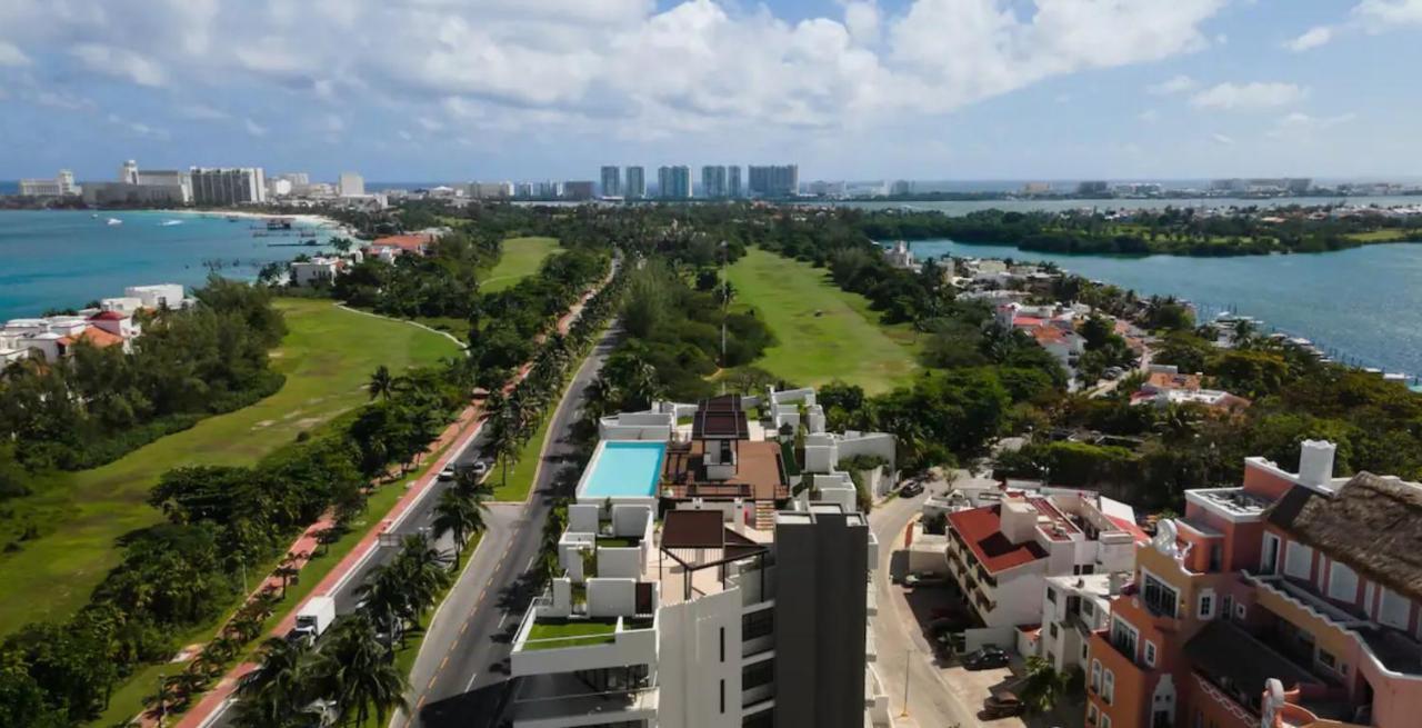 Elegant Apartment Well Located In The Hotel Zone Of Cancún Exteriör bild